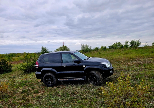 Toyota Land Cruiser cena 44000 przebieg: 277000, rok produkcji 2007 z Toruń małe 301